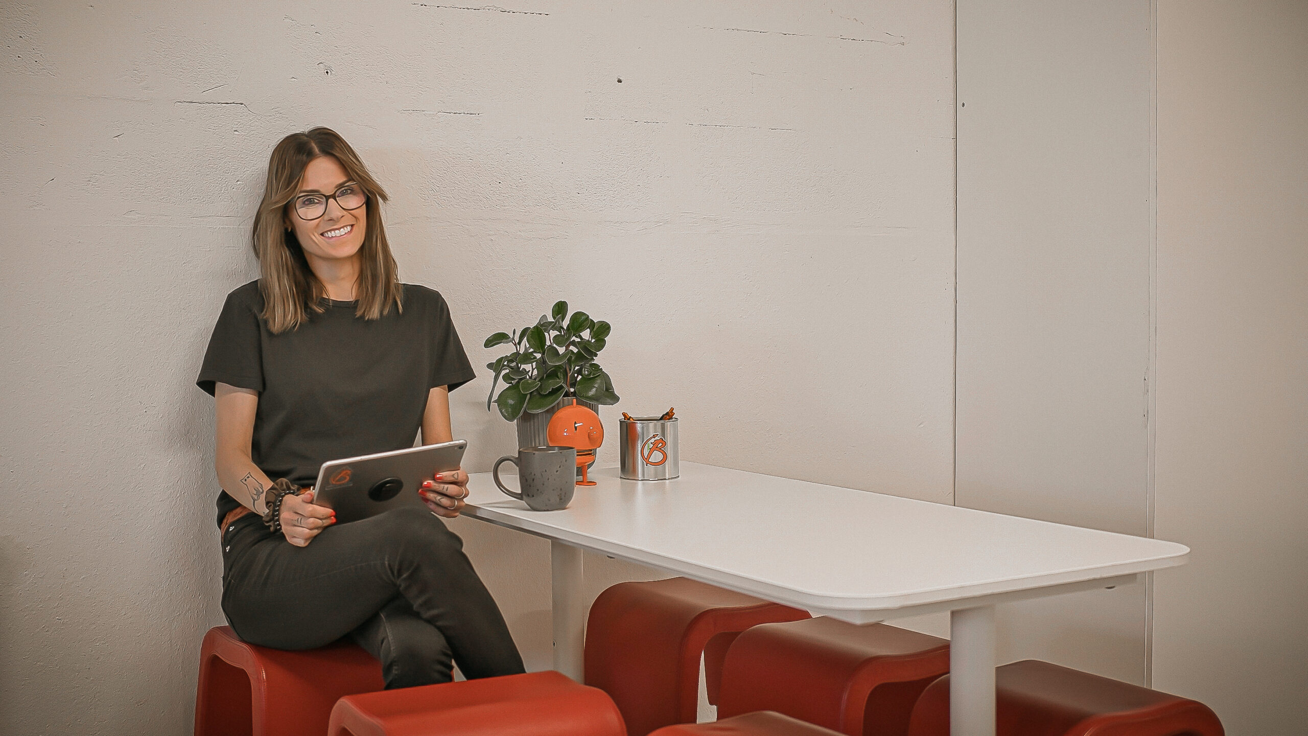 LIA-praktikant Emma som läser E-commerce Product Manager.